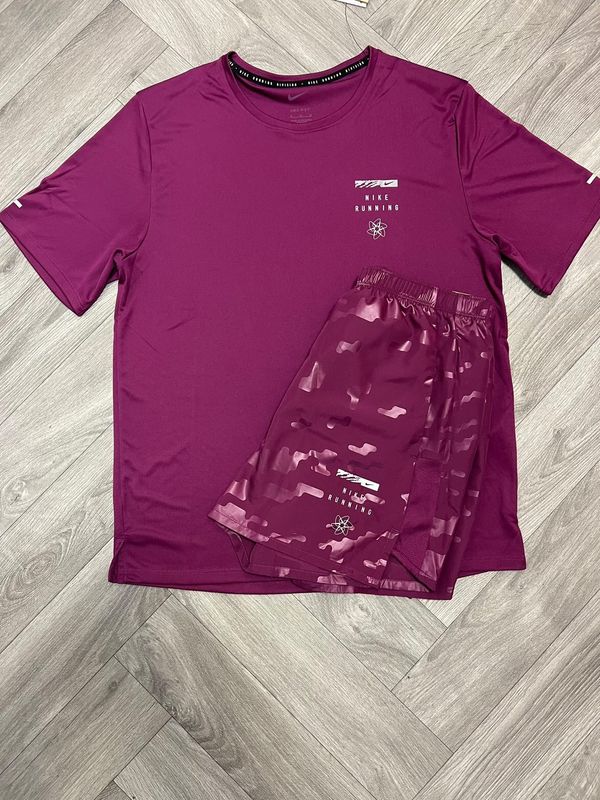 Nike Running Beetroot Set